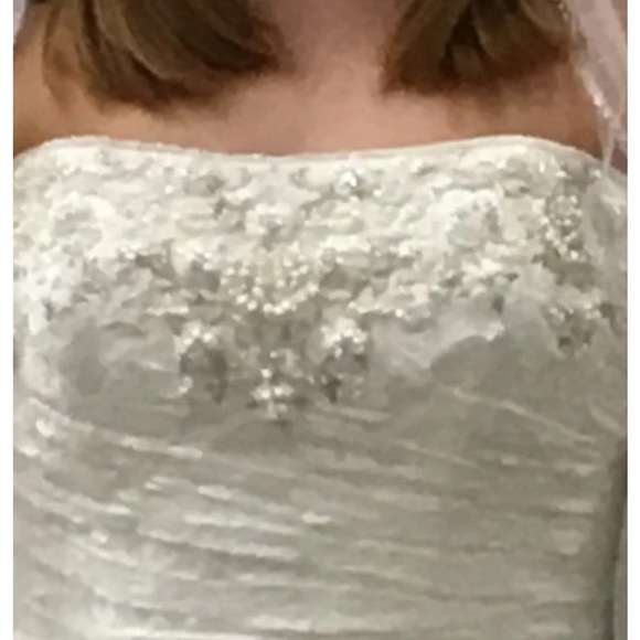 David's Bridal YP3344 Elegant White Lace Gown Sz 8 Women - Picture 9 of 14